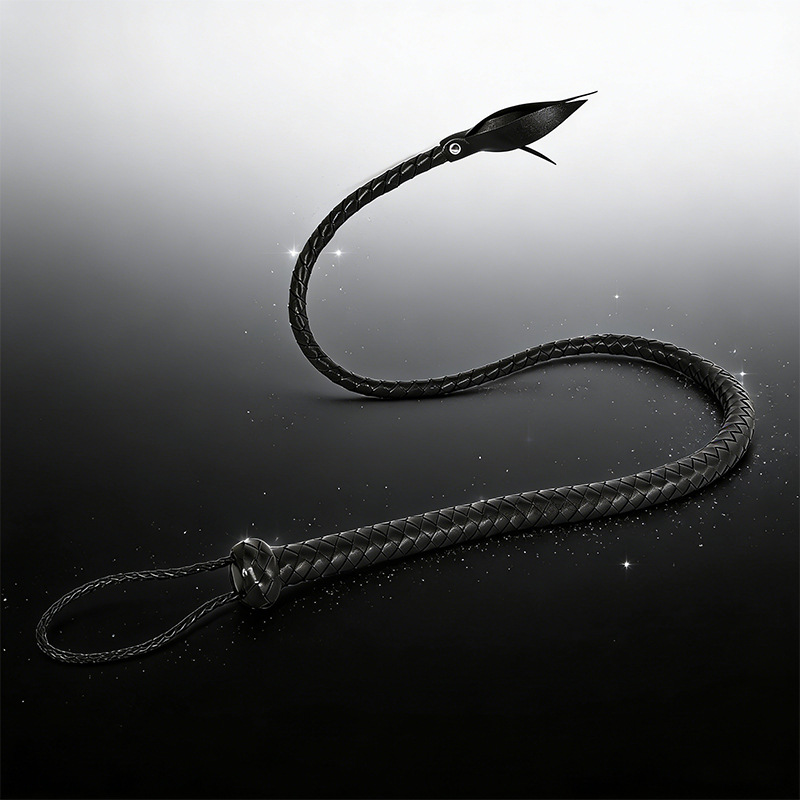 Factory wholesale sex whip adult supplies new long whip round head black sex toy leather whip