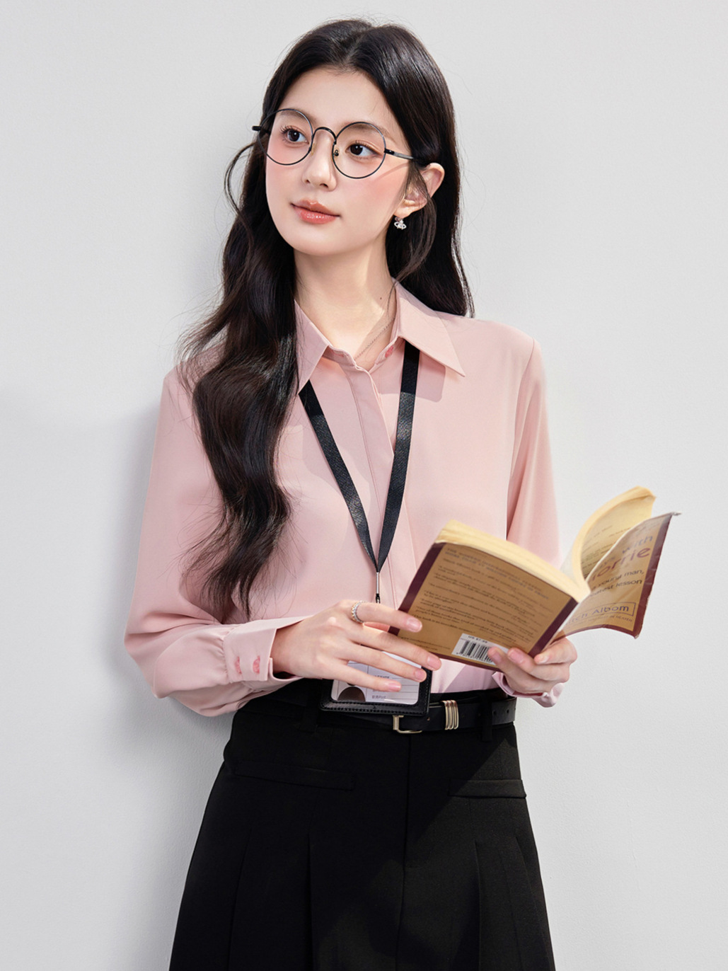 Pink Shirt for Women, Spring/Summer 2026 New Style, Elegant Top for College Students, Suitable for Commuting and Interviews, Formal Wear, Professional Shirt