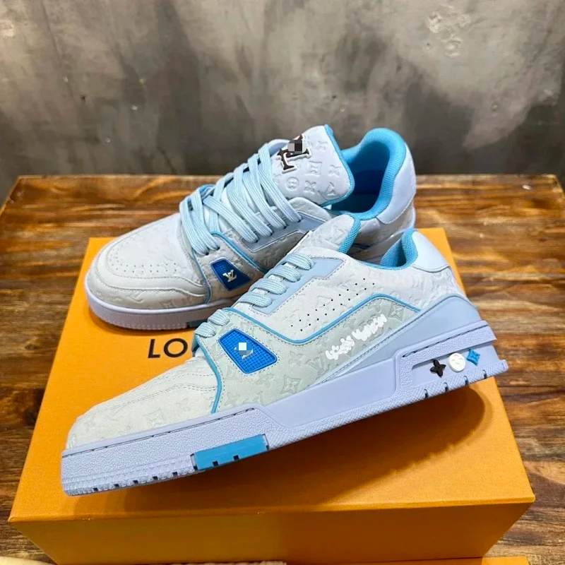 Louis Vuitton Low Top Sneakers