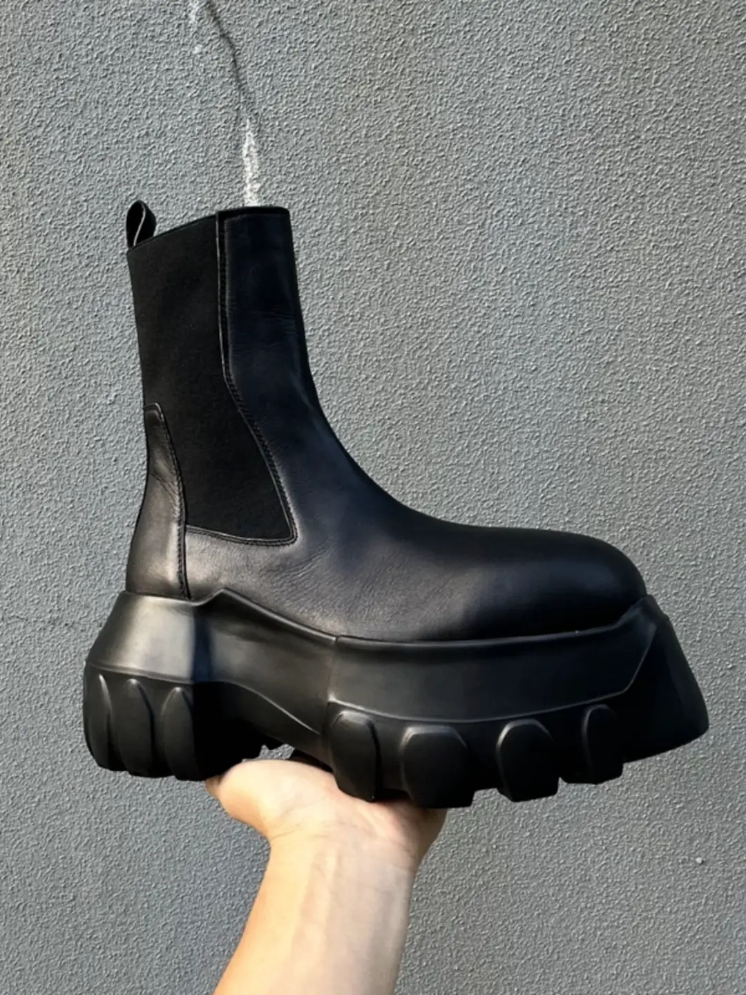 R0 High-Top Octopus-Soled Street Trbottomy Men's and Women's Chelsea Big-Toe Boots High Heels Thick Sole Sky-High 10cm Inner Height Increasing Shoes