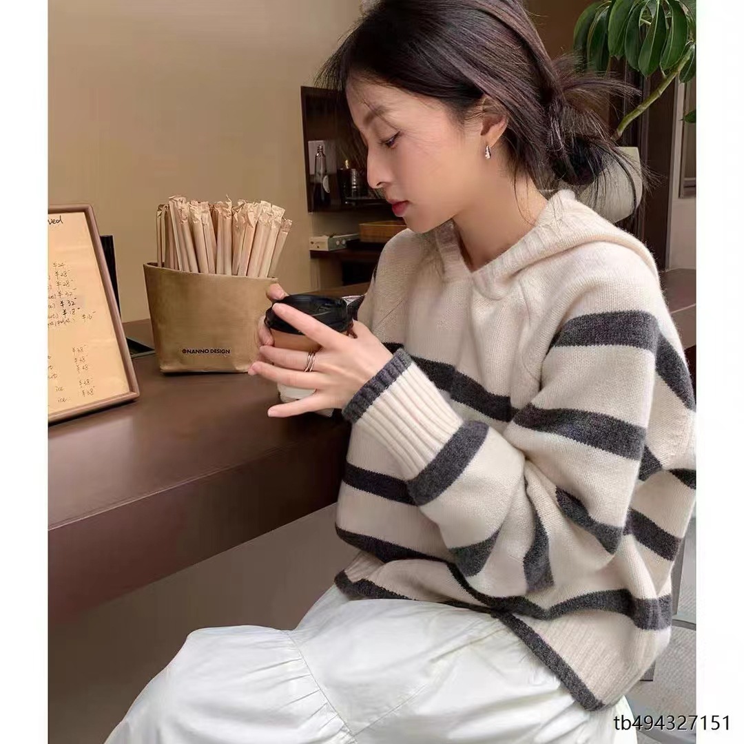 Factory Outlet Autumn and Winter New Korean Casual Style Contrast Color Hooded Knitwear Pullover Joker Women's Coat