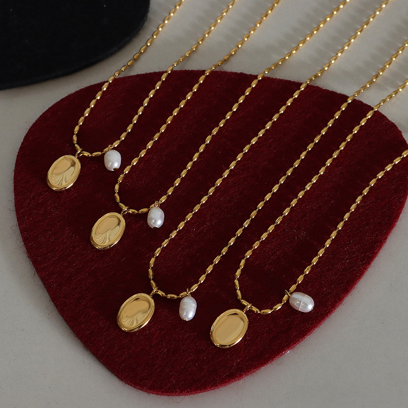 Korean and Japanese Style Minimalist Freshwater Pearl Oval Pendant Niche Commuter Fashion Titanium Steel Necklace Jewelry Chain Choker
