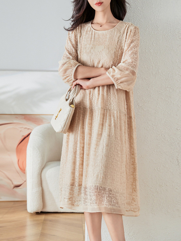 Hangzhou 3D Silk Embroidery Mulberry Silk Dress, Loose Fit, Slimming Effect, Round Neck, Elegant Long Dress, Stylish for Work