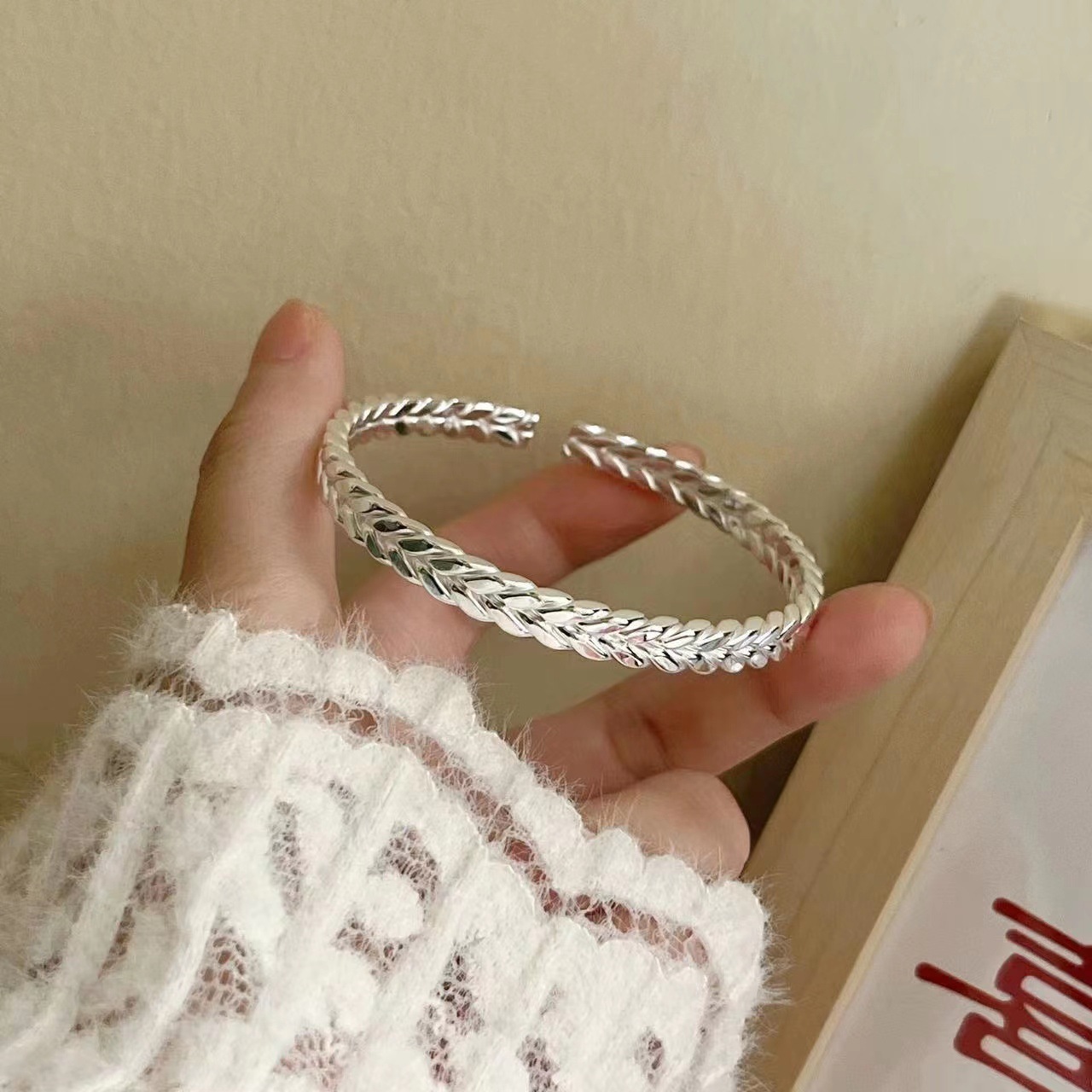 Wheat ear bracelet female woven twist solid bracelet Young gift for girlfriend ear ear safe open bracelet