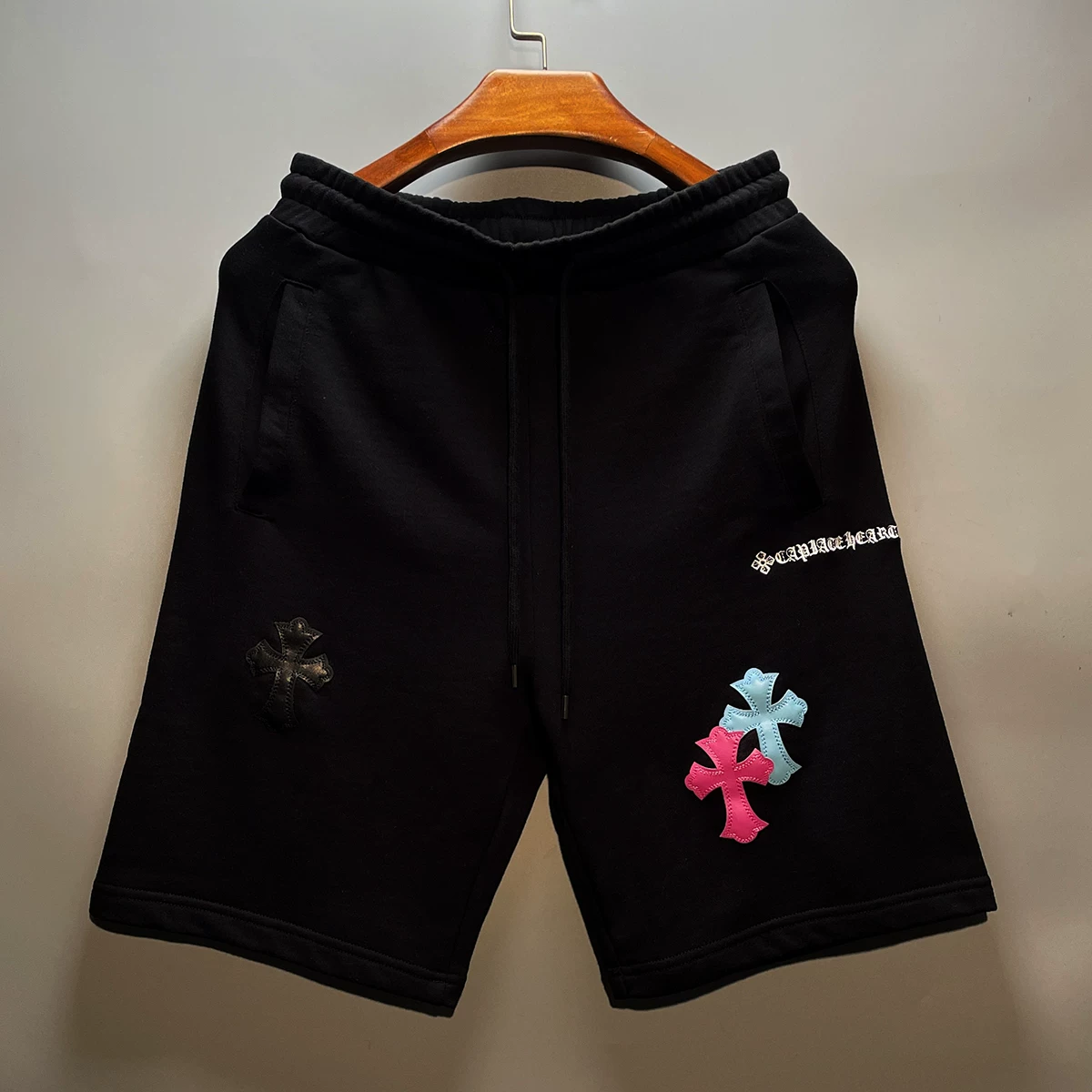 European and American high-end fashion brands Instagram hot selling loose shorts for men, casual sports pants for women, elastic waistband for summer fashion
