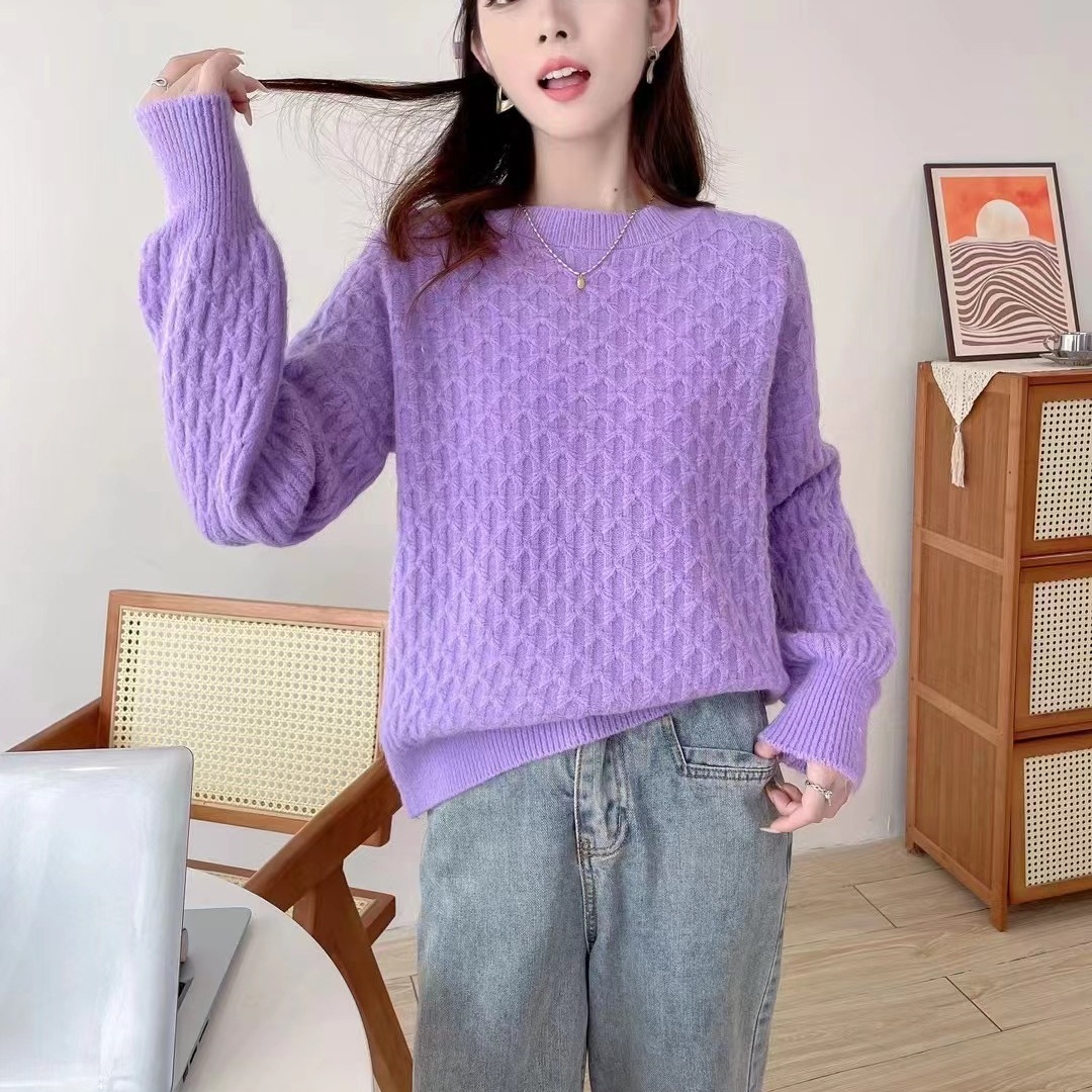 2023 autumn and winter New sweater women's twist loose round neck outer wear fleece-lined thickened Western style knitted bottoming shirt fashion