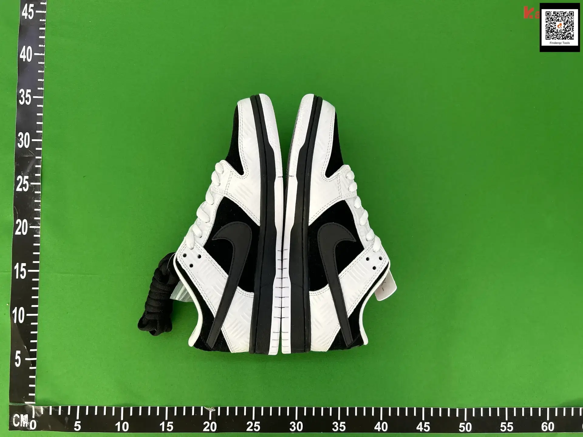 Nike Dunk Low Panda