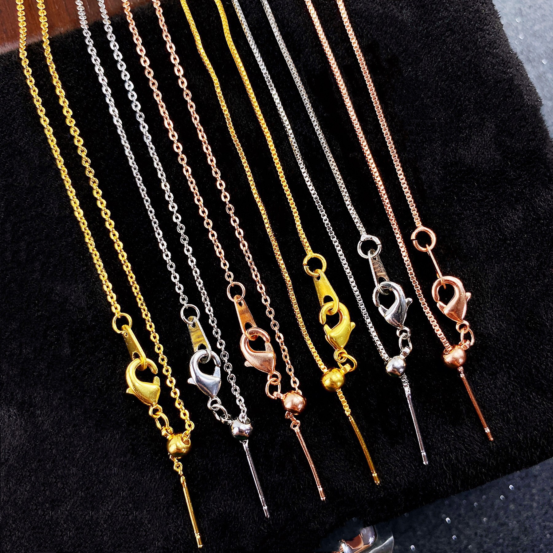 New All-match Universal Necklace Women's Passepartout Bead with Needle Piercing Heart Adjustable 18K Gold Plated Cross Chain Pin
