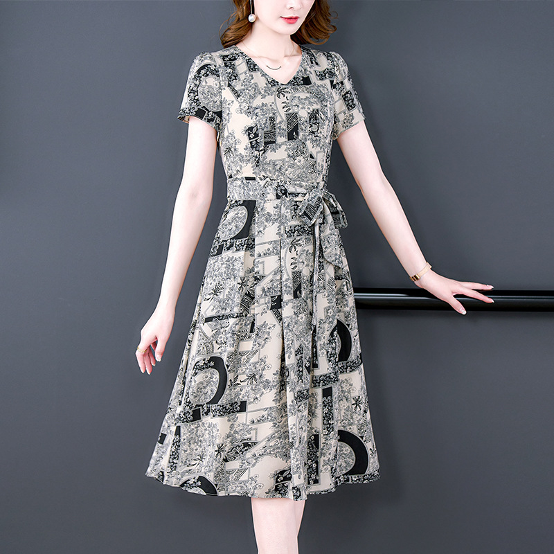 2026 Summer High-End Silk Dress for Women, Mid-Length, Elegant and Stylish Printed Mulberry Silk Dress for Mothers