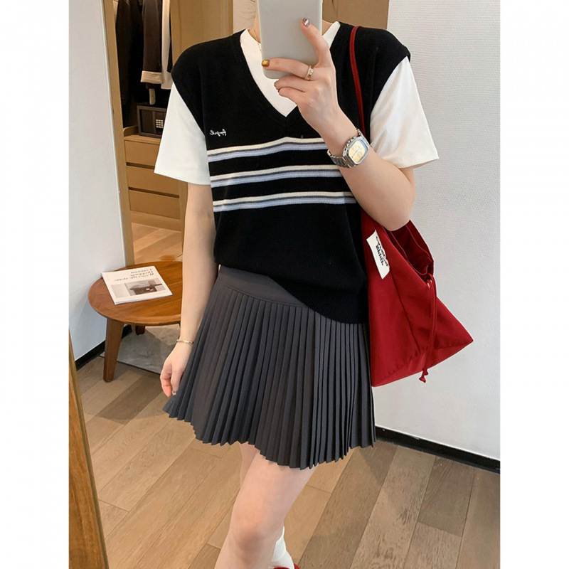 Contrast Color Striped Short-Sleeved Round Neck Fake Two-Piece Knitwear for Women 2026 Spring New Design Black T-Shirt Top