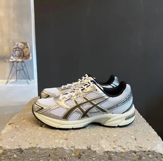 Y*1130