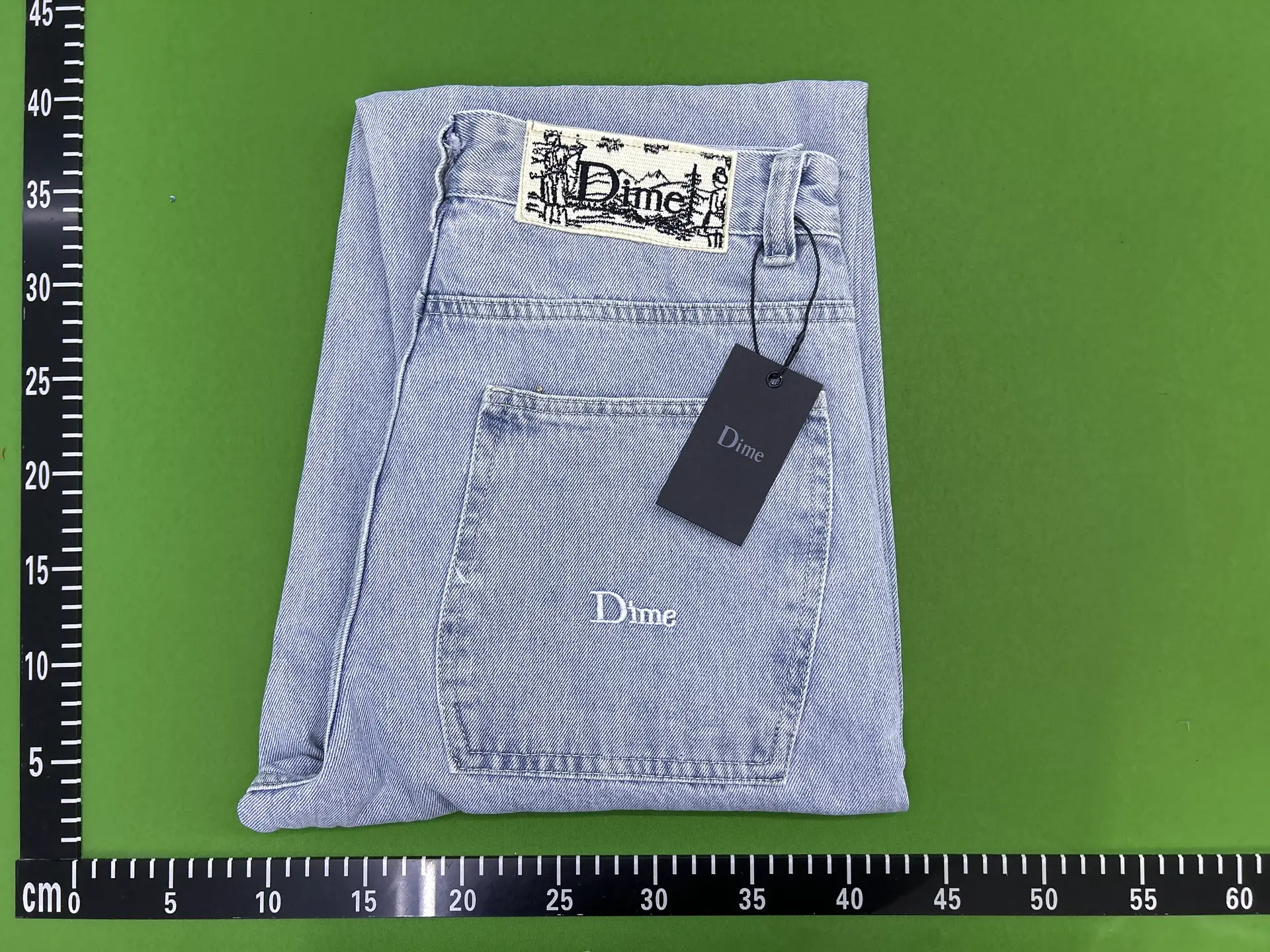 Dime Jeans