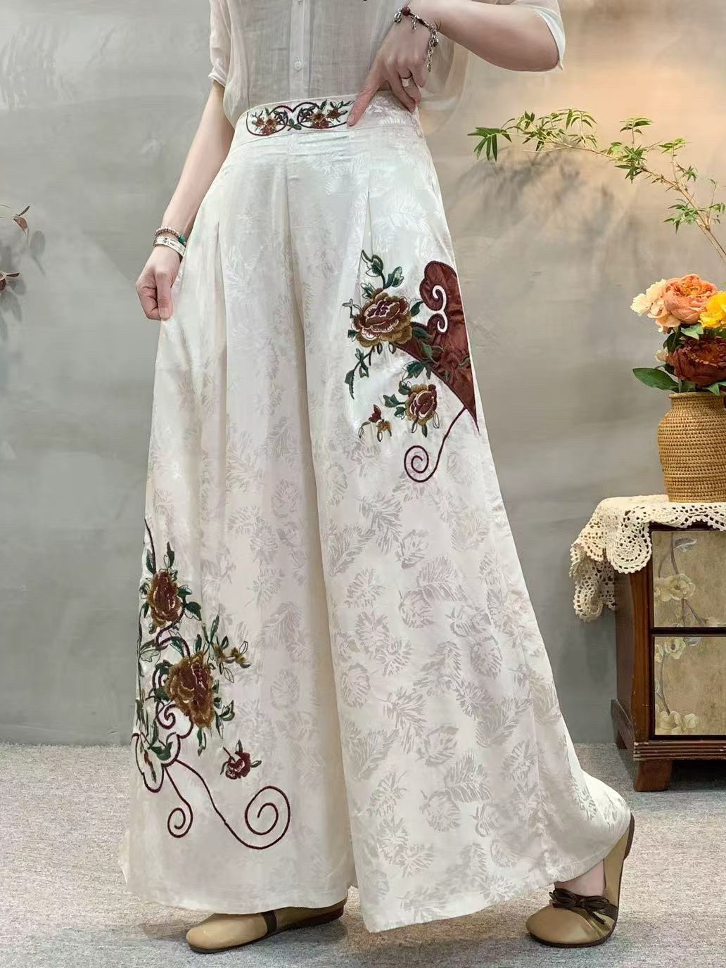 2025 Summer New Cotton and Linen Jacquard Embroidered Wide-Leg Pants High-Waisted Pleated Elegant National Style Artistic Jacquard Wide-Leg Pants