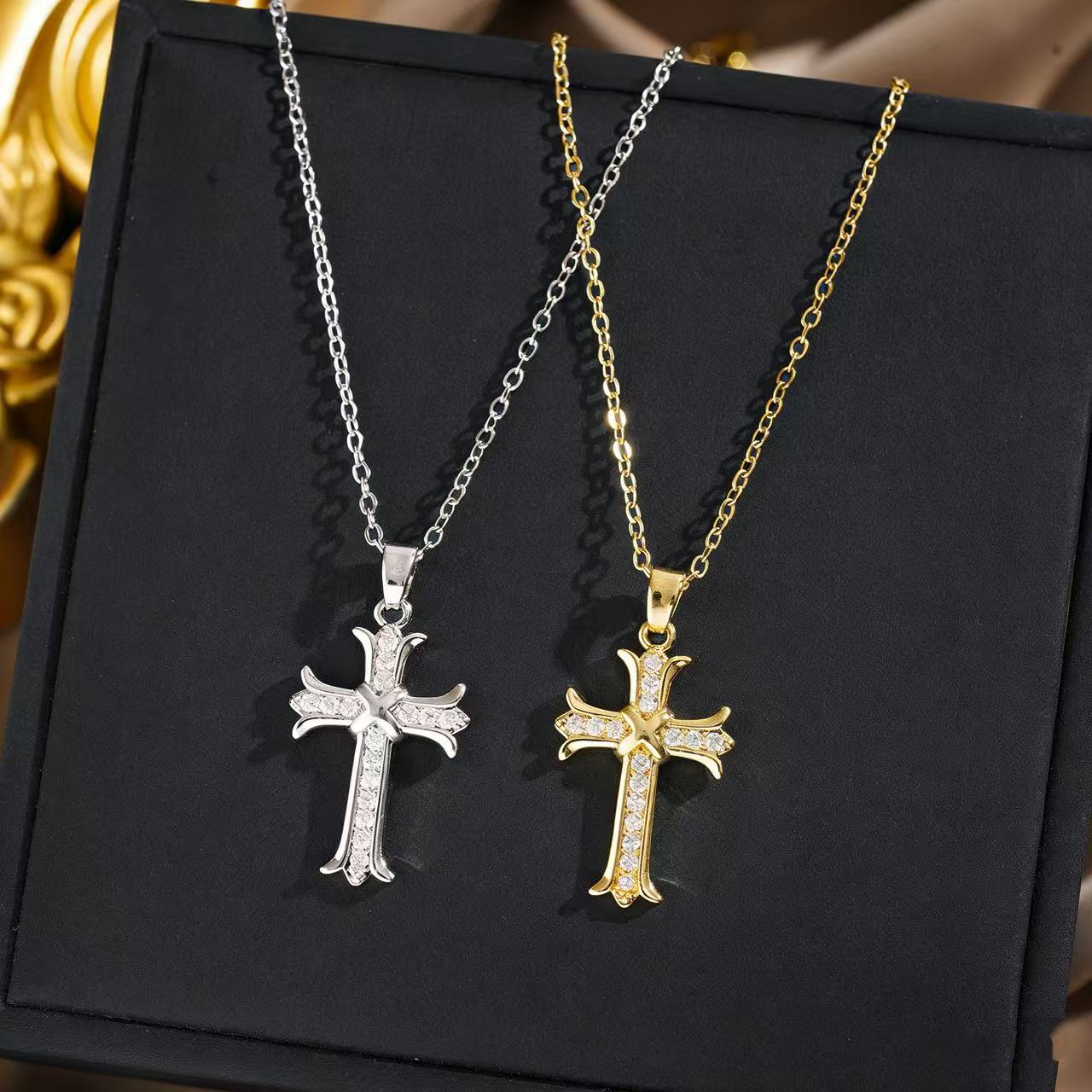 Aliexpress Cross-Border Hot-Selling Cross-Shaped Titanium Steel Necklace for Women, High-End Design, Light Luxury Style, Fashionable and Versatile, Wholesale