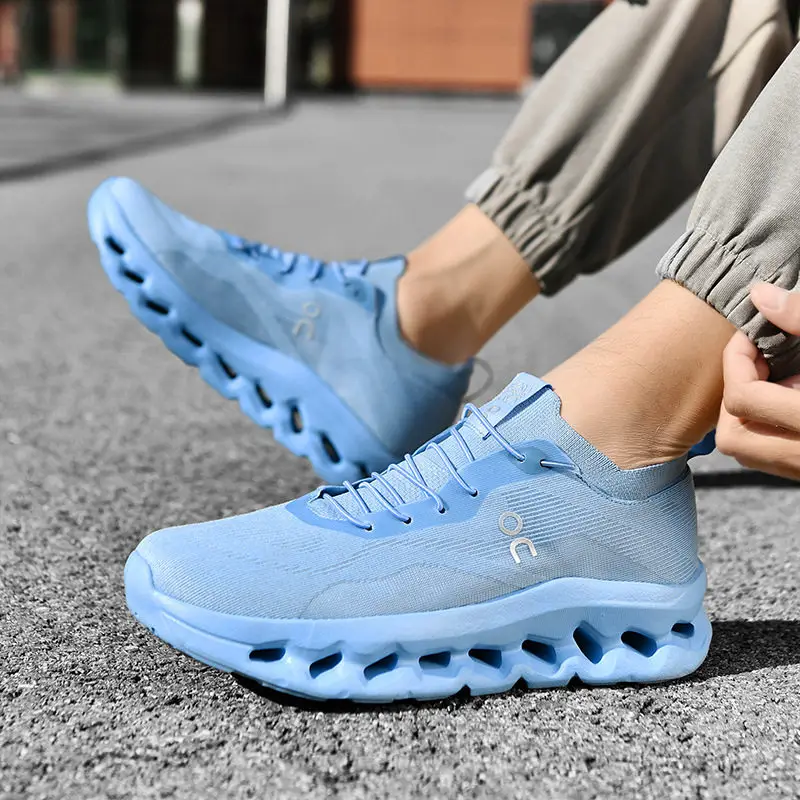 Paul's new lightweight thick sole shock-absorbing breathable mesh shoes are fashionable and casual men's sports running shoes, trendy shoes, and single shoes