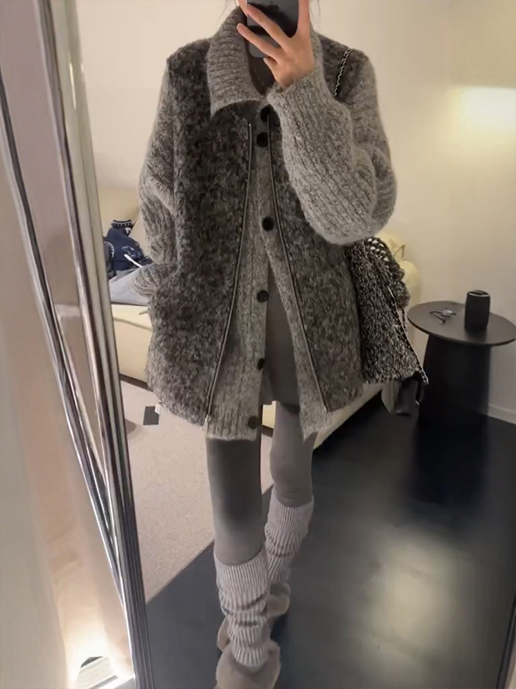 Autumn Outfit Set for Plus-Size Women: Korean-Style Knitted Sweater Jacket Layered with a Vest, Very Stylish Set