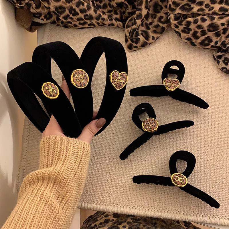 Leopard print velvet hairband grip clip ~ y2k millennium hot girl wind sweet cool shark clip 2024 new autumn and winter black headband