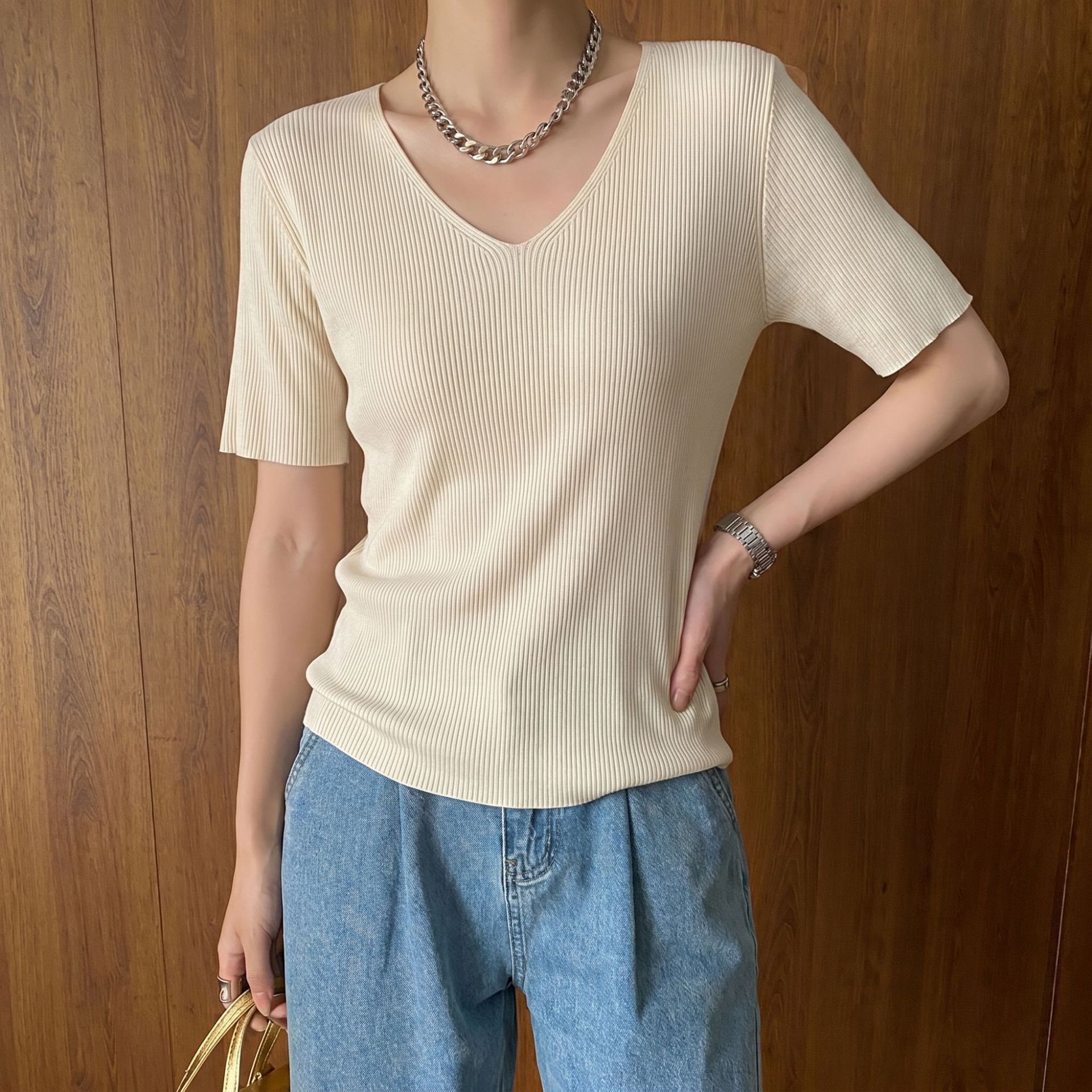 Summer New Style Lyocell Tencel Silk Blend V-Neck Knitted T-Shirt for Women, Casual Versatile Textured Top for Women