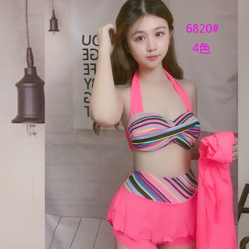 Wholesale Three-Piece Set of Fashionable and Sexy Split Swimsuits with Underwire Bikini for Women Hzq-6820 Factory Price