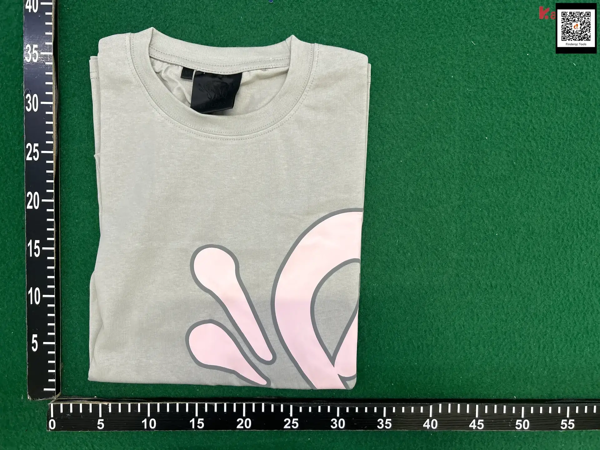 Synaworld Graphic T-Shirt