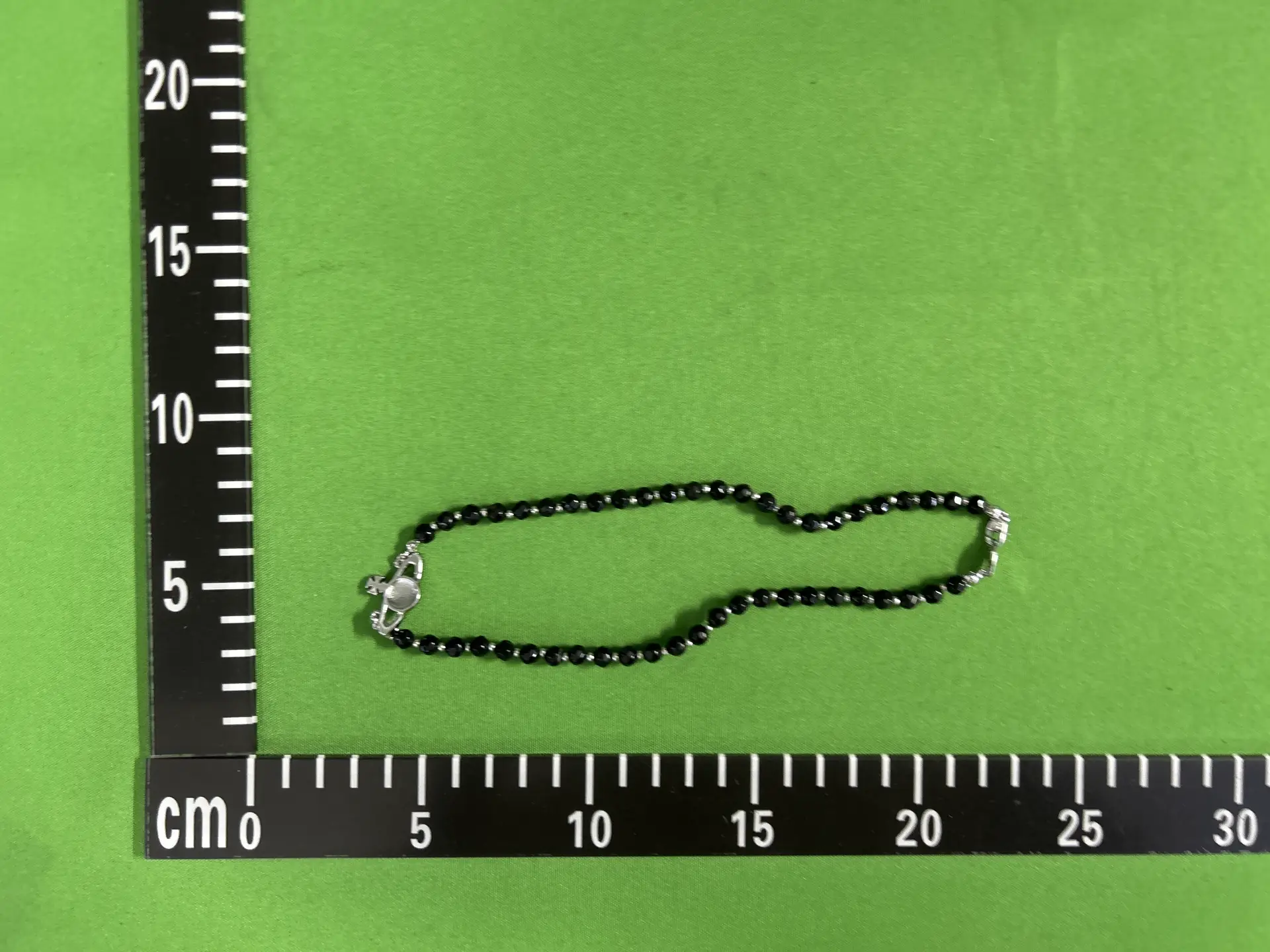 Single Layer Black Crystal Bead Clavicle Necklace Saturn Necklace