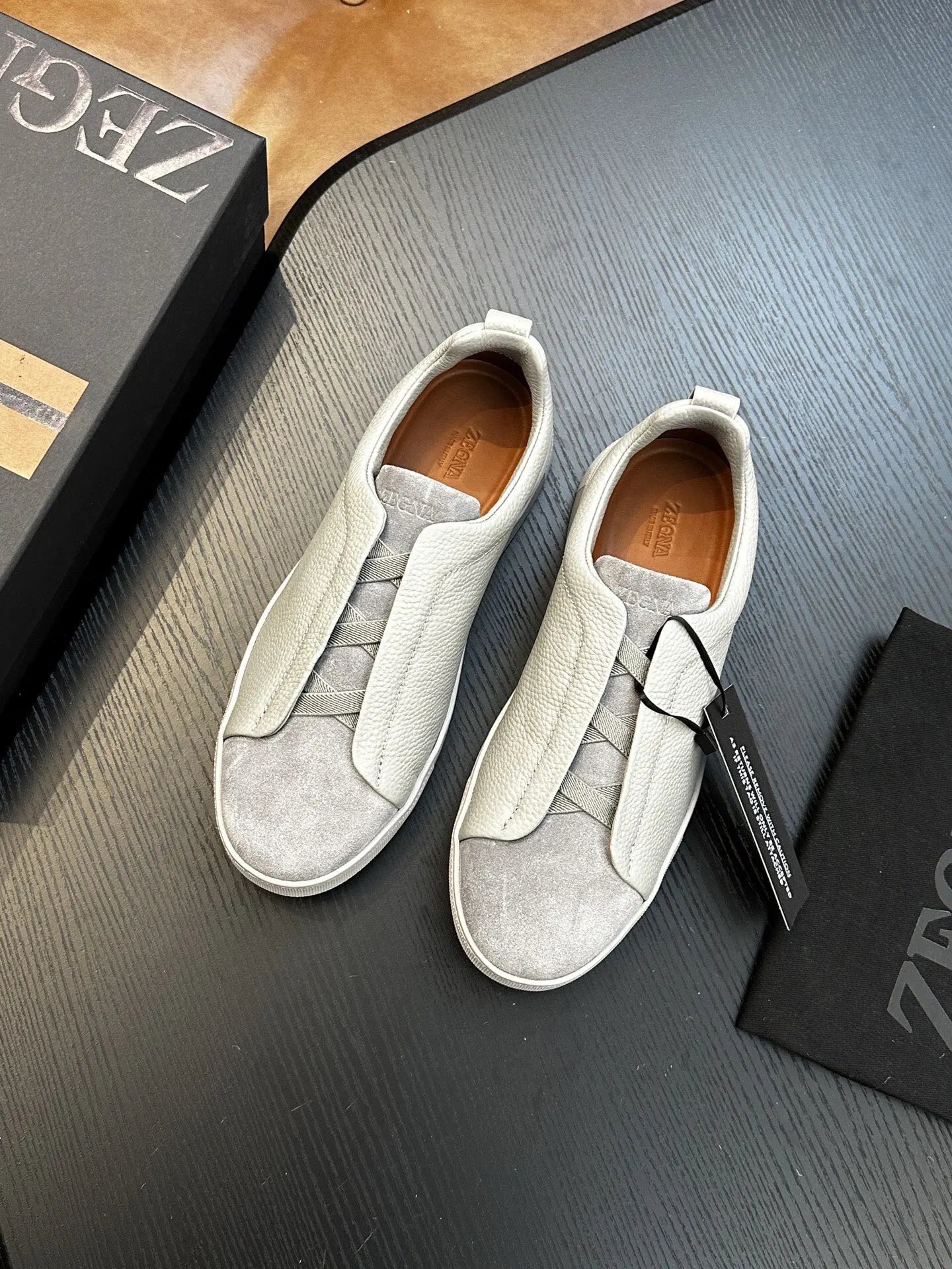 Z Sneakers
