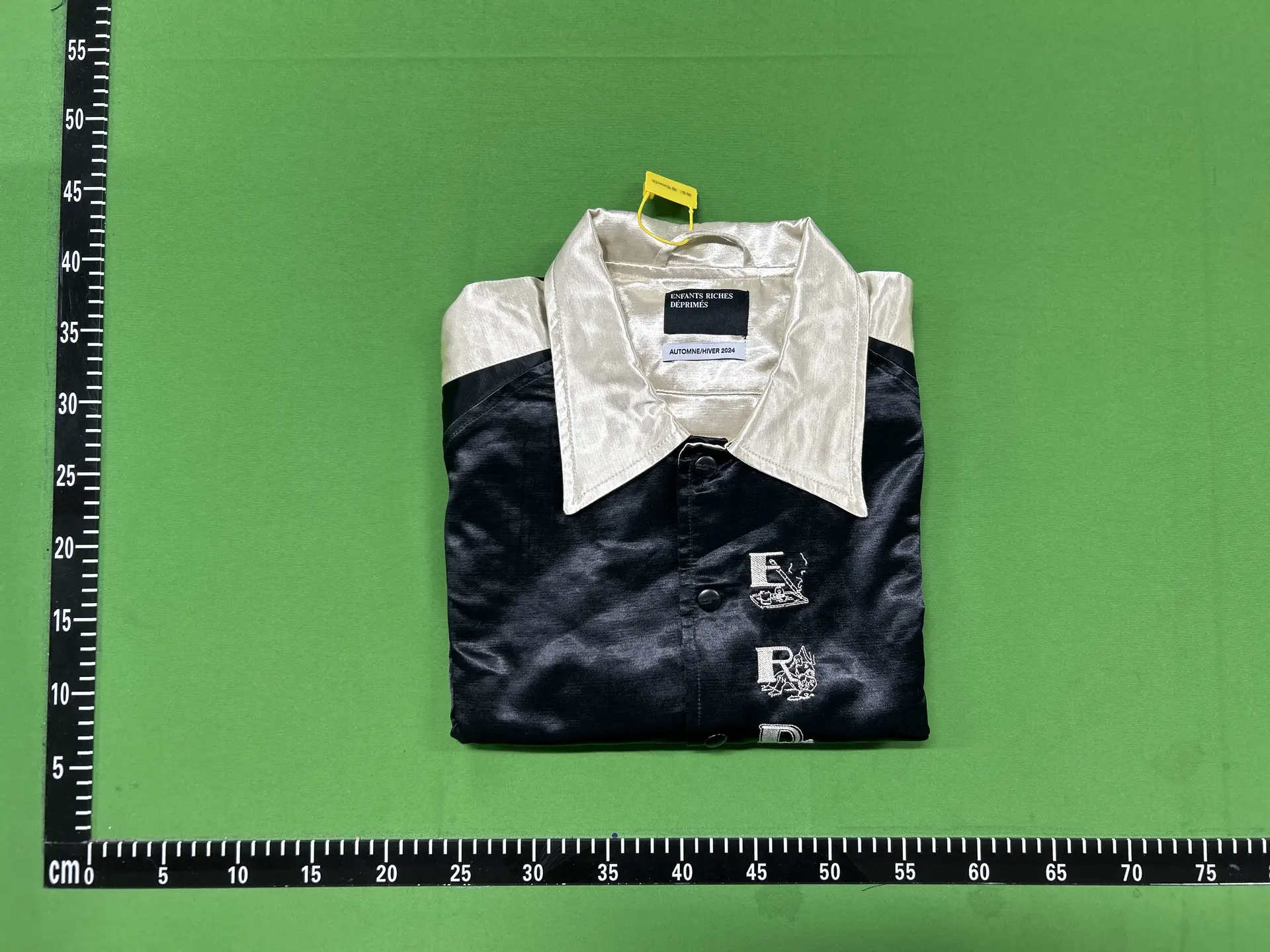{Judgment Has Been Delivered} Same Style as the Rebellious Young Man, Erd's Melancholic Rich Second-Generation 24Fw Black Silk Palace Jacket Baseball Uniform