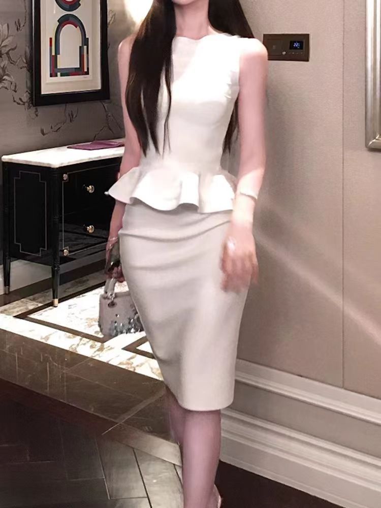 High-End Ol Commuter Women's Two-Piece Set: Siren Pure Desire Style Ruffled Knit Top and Slim Bandage Bodycon Skirt