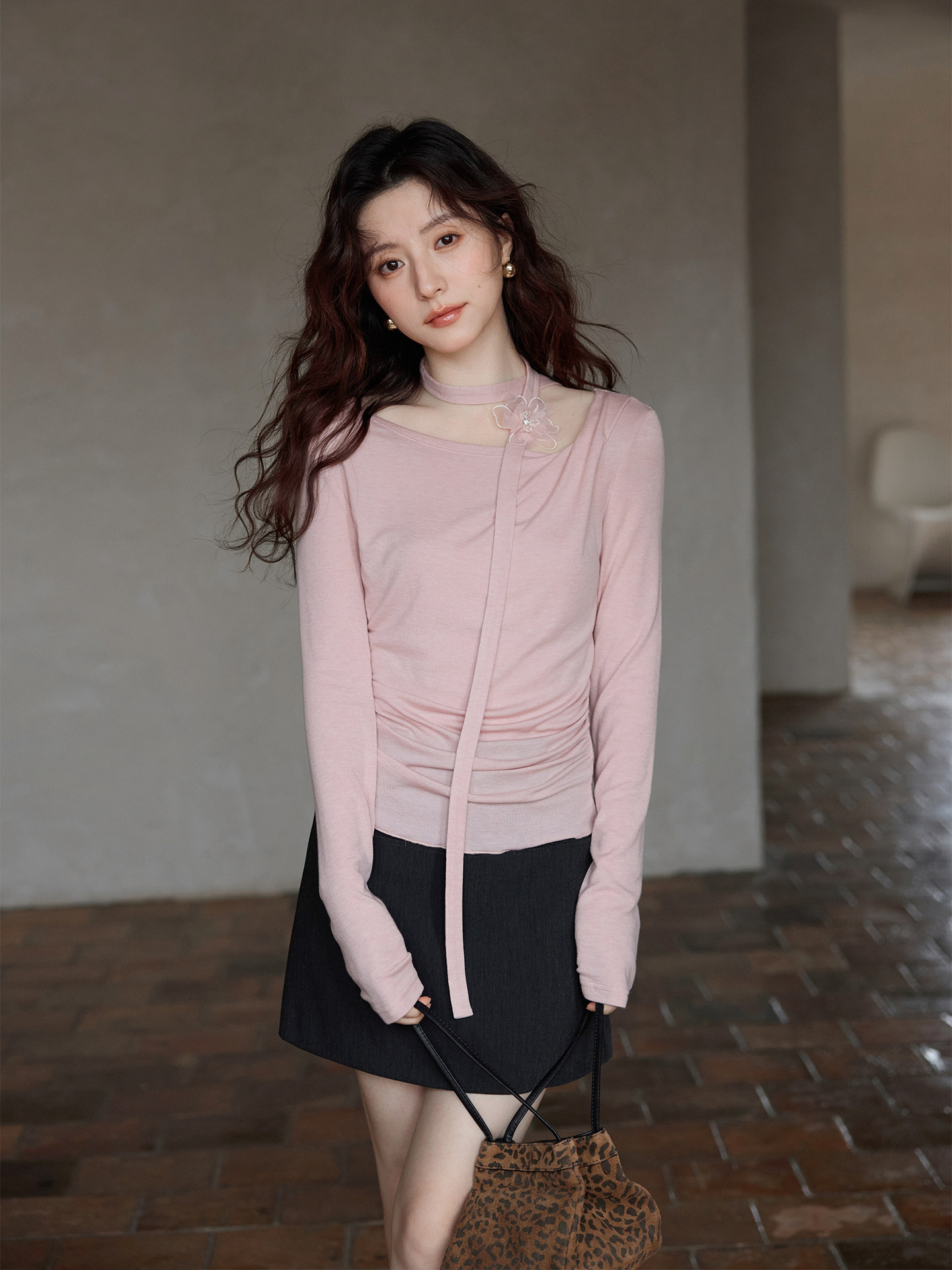 Ximeng 2026 New Spring Korean-Style Elegant Top Unique and Beautiful Pink Long-Sleeve T-Shirt with Ribbon for Petite Women