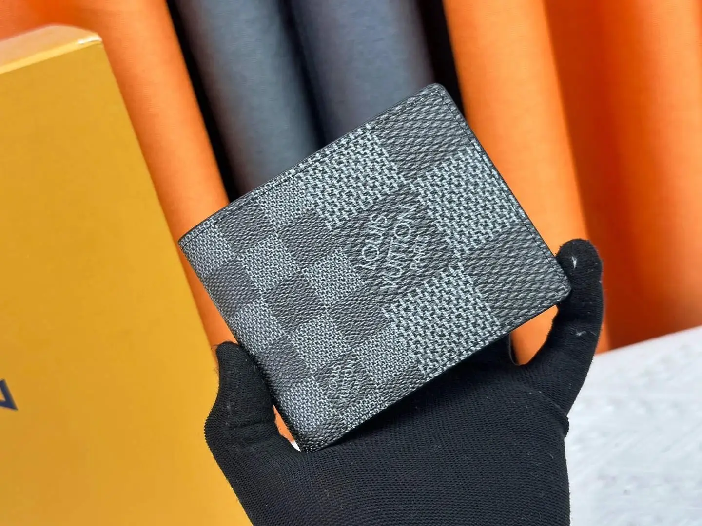 Exclusive Spring DealNo.303 Normal quality men wallet