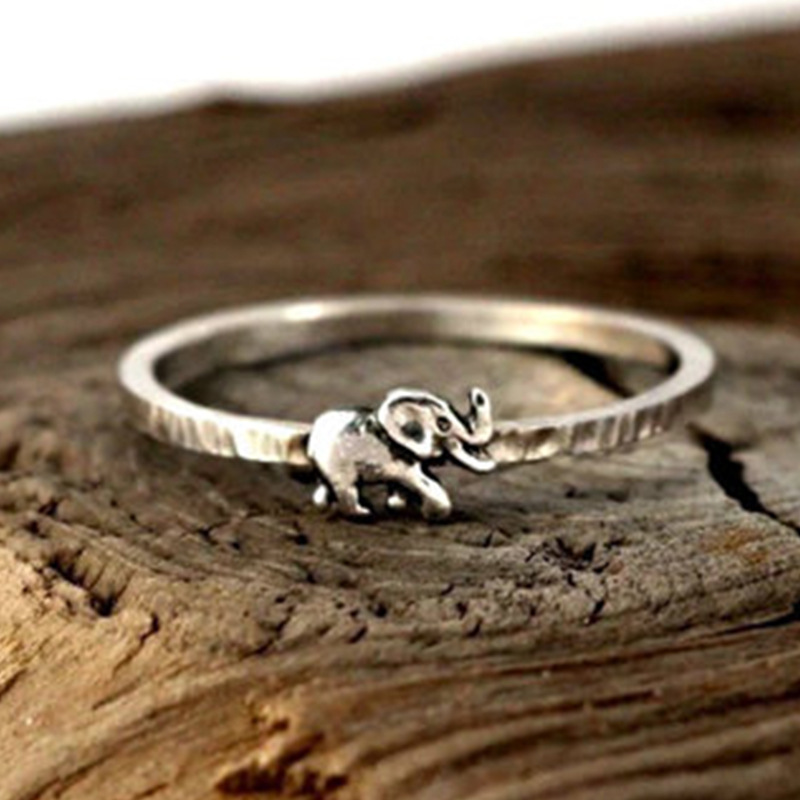Cross-border explosive accessories ring women's retro Thai silver elephant personality ring Europe and the United States creative animal hand jewelry wholesale