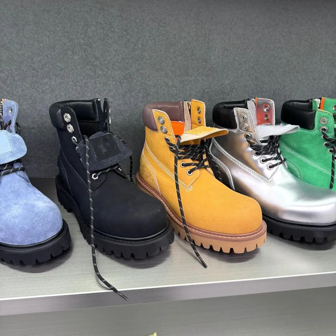 Trendy Colorful Outdoor Hiking Boots for Couples, Martin Boots, Unisex European and American Style Desert Boots, Casual Yellow Boots