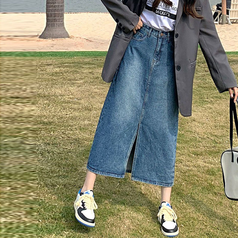 Spring and Summer Mid-Length Denim Skirt with Front Slit, Pear-Shaped, Women's Retro A-Line Plus Size High-Waisted Hip-Hugging Skirt for Curvy Women