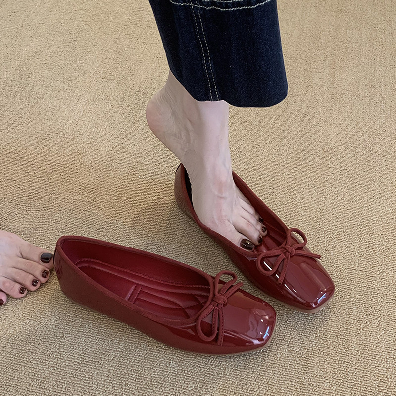 In Stock~ Red Mary Jane Shoes for Women with 5cm Hidden Height Increase, New Summer Style, Versatile Shallow Mouth Commuter Flats