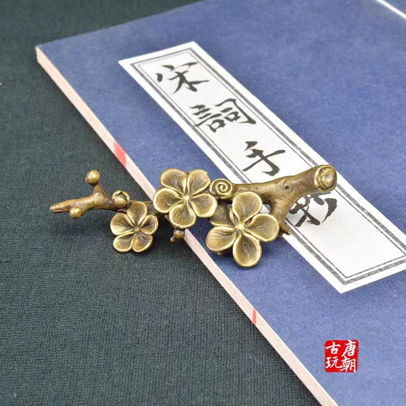 Backflow solid brass creative plum blossom incense holder vintage pulp plum blossom branch pen holder copper Art small ornaments small copper pieces