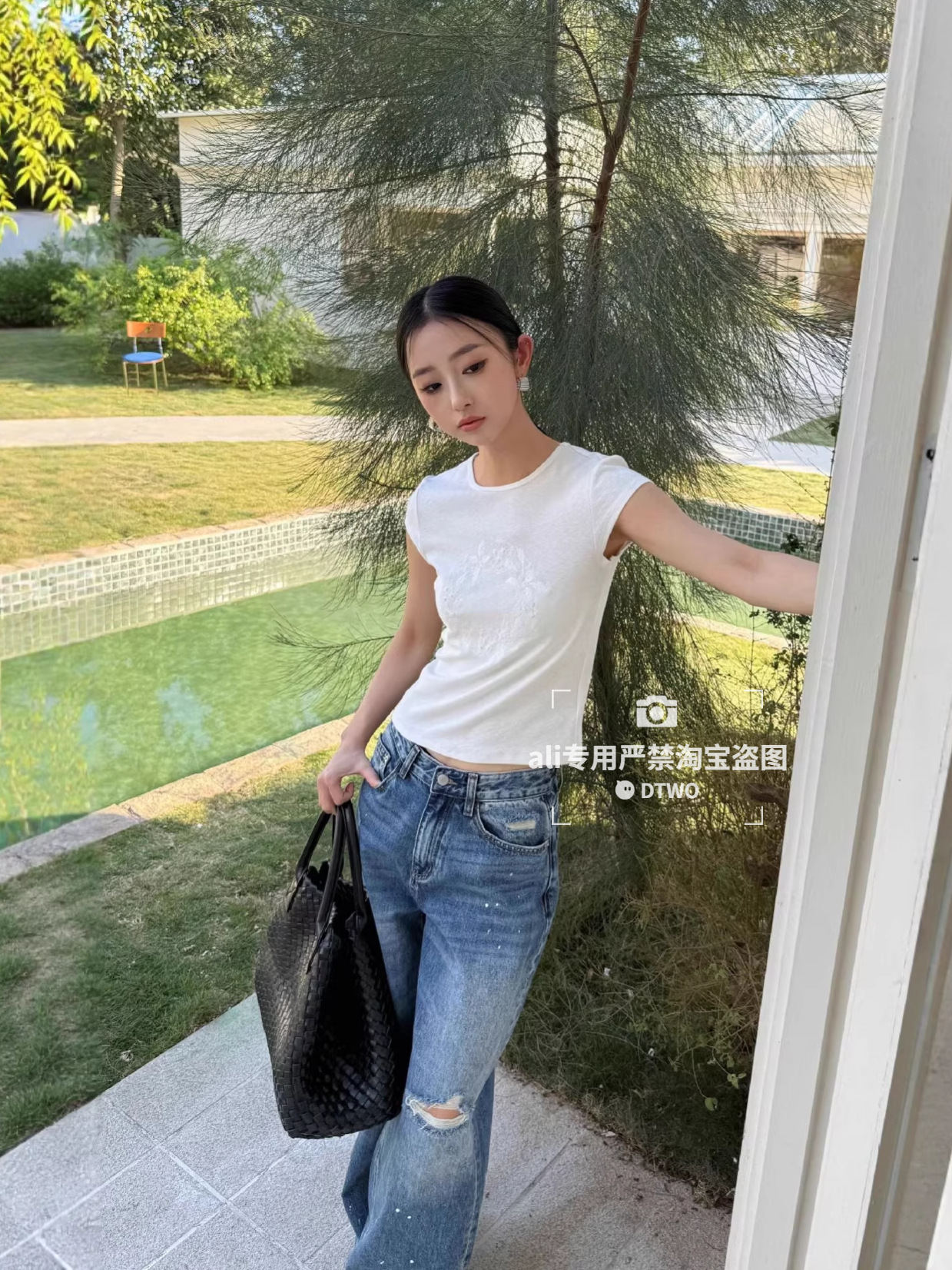 Dtwo Spring and Summer New Original Design Women's Wholesale Short-Sleeve Floral T-Shirt 6121005
