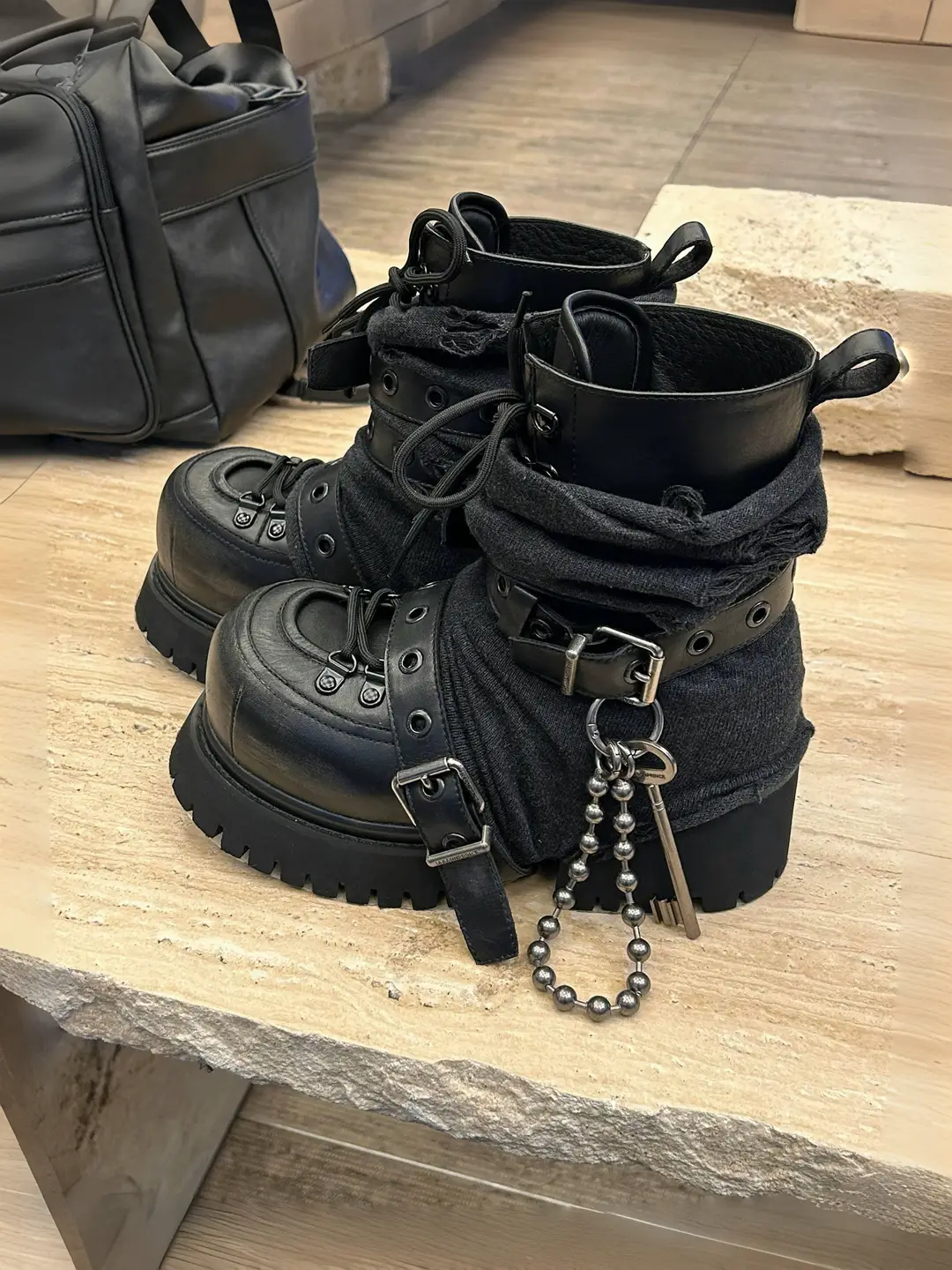 Dark Retro Punk Motorcycle Boots for Men and Women, Thick-Soled Height-Increasing Martin Boots, Short Combat Boots, Knight Boots, Work Boots, Wanderer Boots