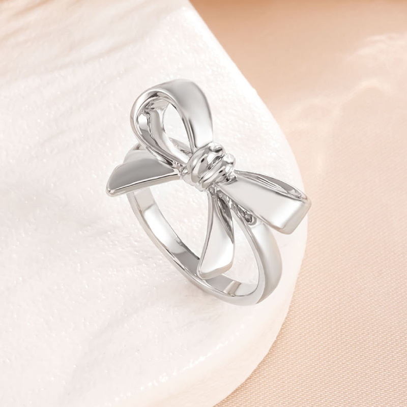 Long Rui cross-border Korean version of simple butterfly ring female niche ins style super fairy design copper ring manufacturers wholesale