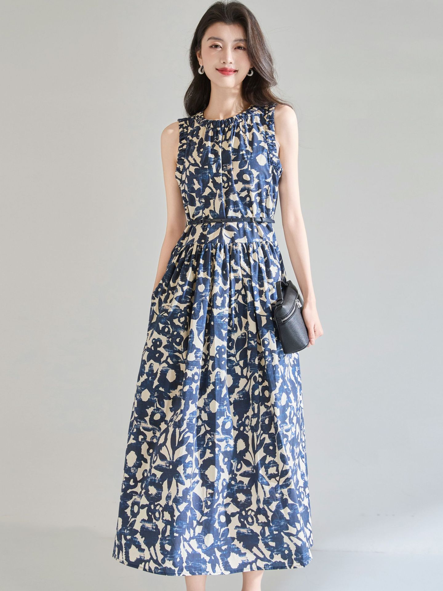 26 Summer m Brand Design-Inspired Hepburn-Style Oil Painting Print Sleeveless Dress with Belt, Poplin Mid-Length Dress 25765