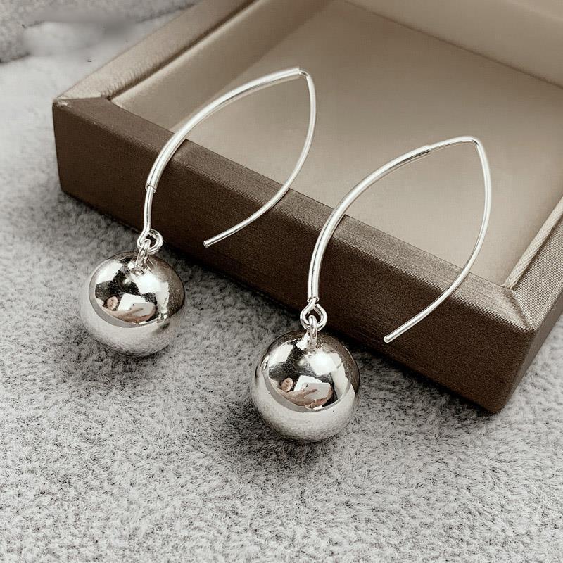 New Korean Style Fashionable Ball Earrings for Women, Long and Stylish, 2026 New Trendy Ear Accessories