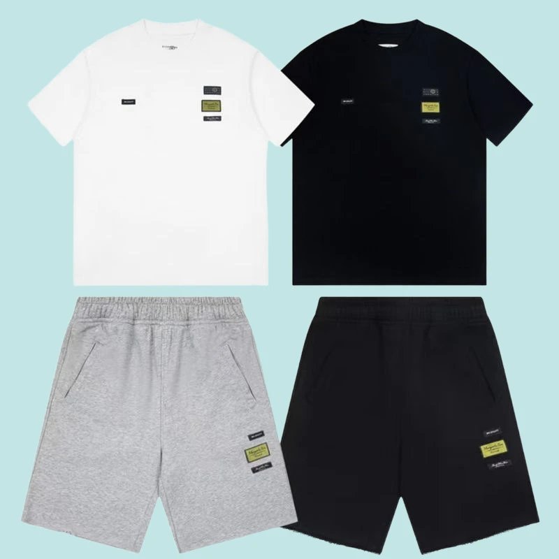 6 men and women with casual loose short sleeve T-shirt shorts