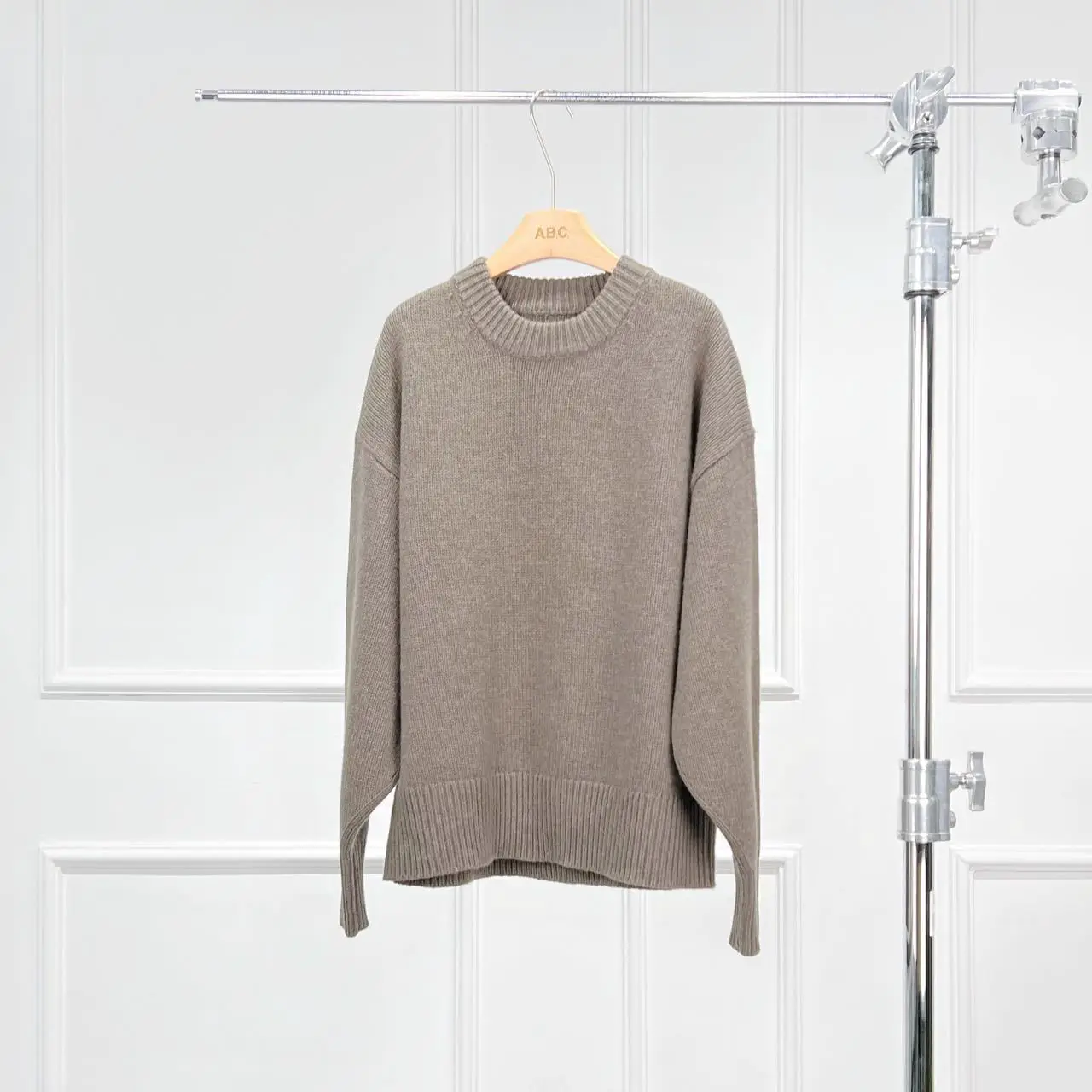 [Upperclass Series] Ophelia Simple Long-Sleeved Classic Heavy Wool Women's Crew Neck Sweater