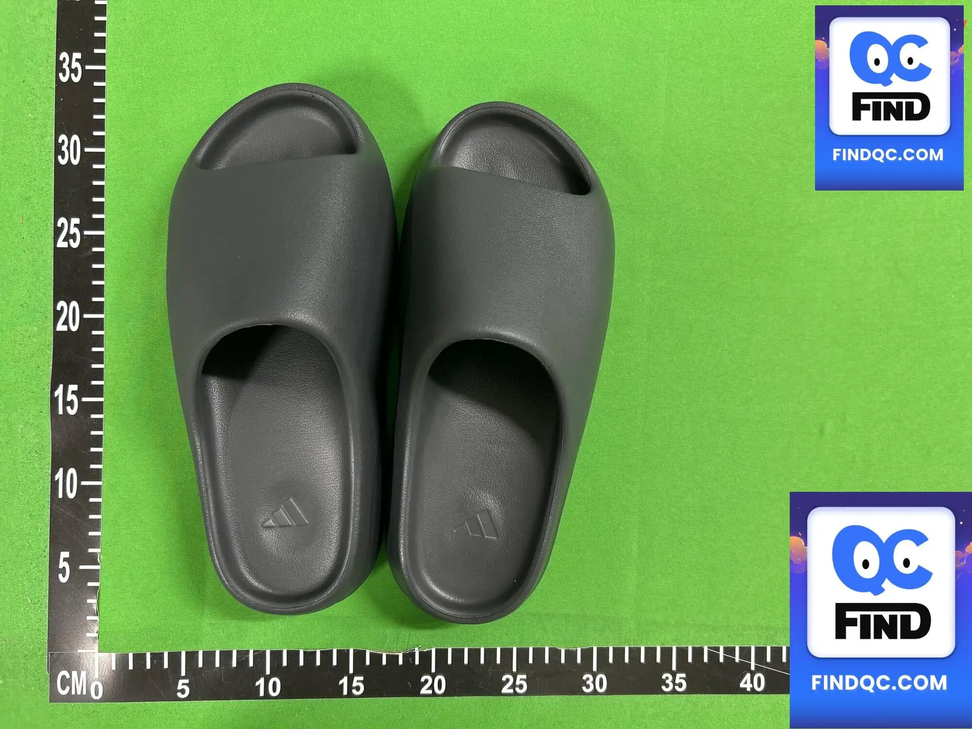 Adidas Adilette Comfort Slides Dark Grey