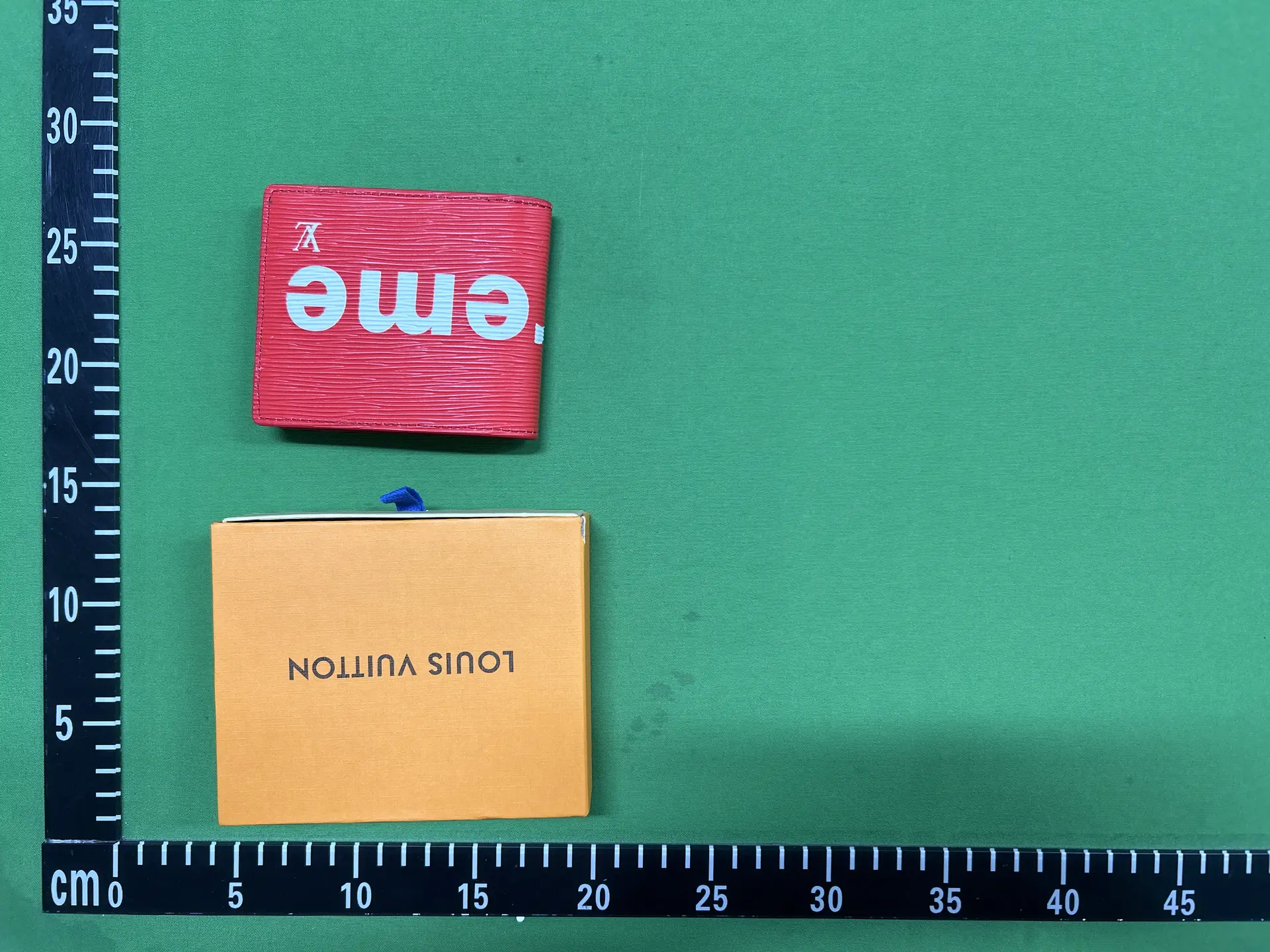 Louis Vuitton x Supreme Wallet Red