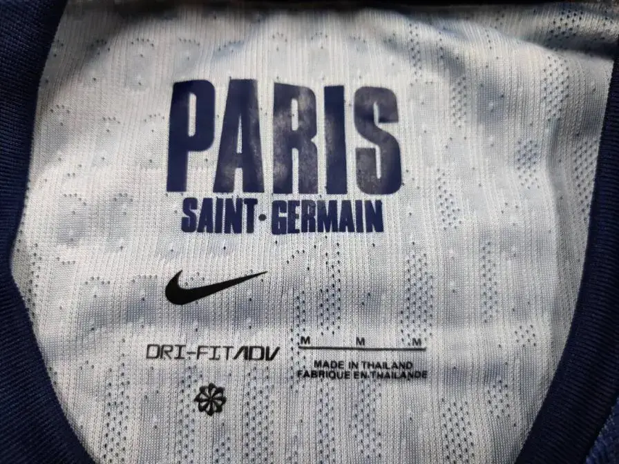 Paris Saint-Germain Home Long Sleeve Jersey