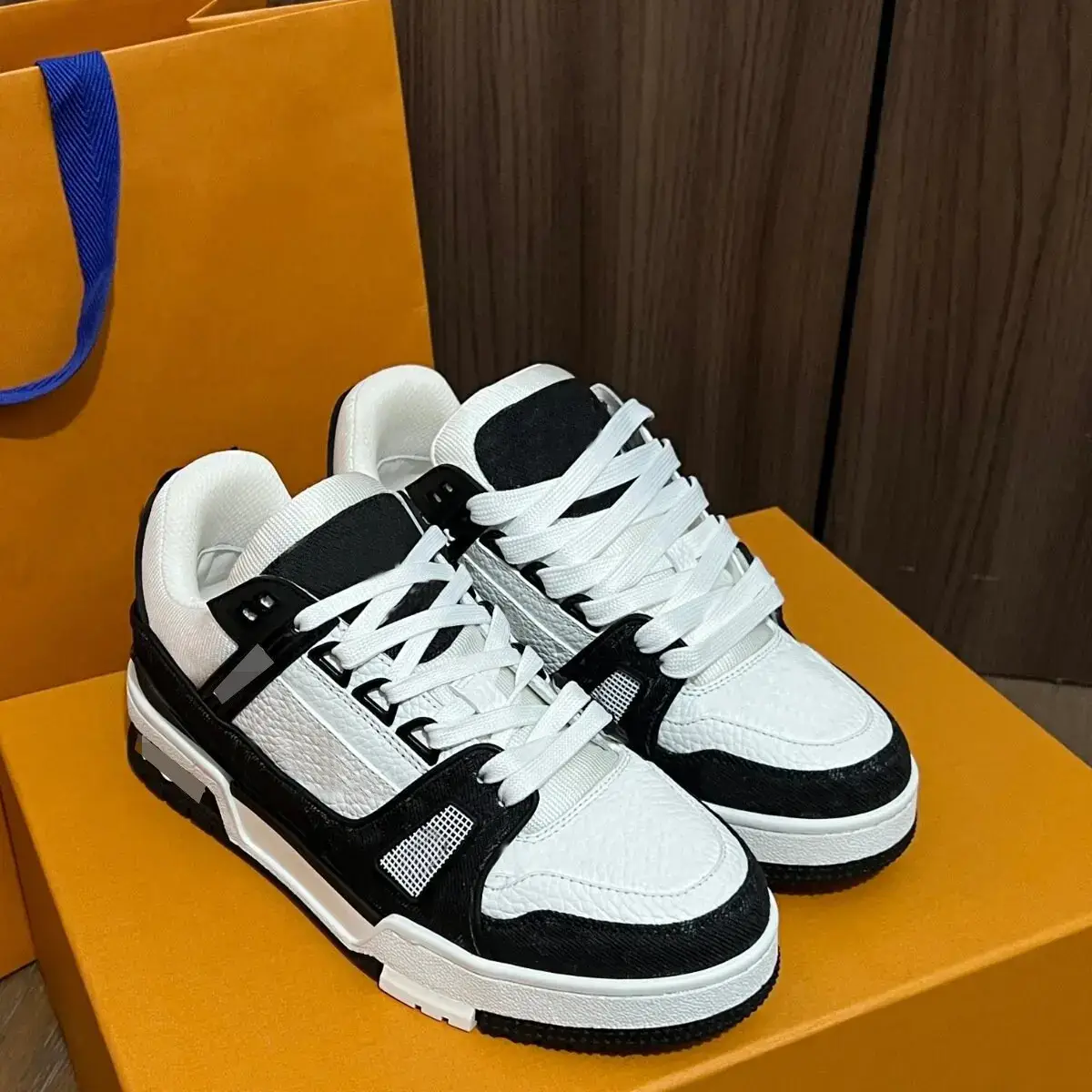 Little Chubby White Sneakers Loafers for Men and Women, Height-Increasing Thick-Soled Dad Shoes, High L Board Shoes, European Cross-Border Foreign Trade