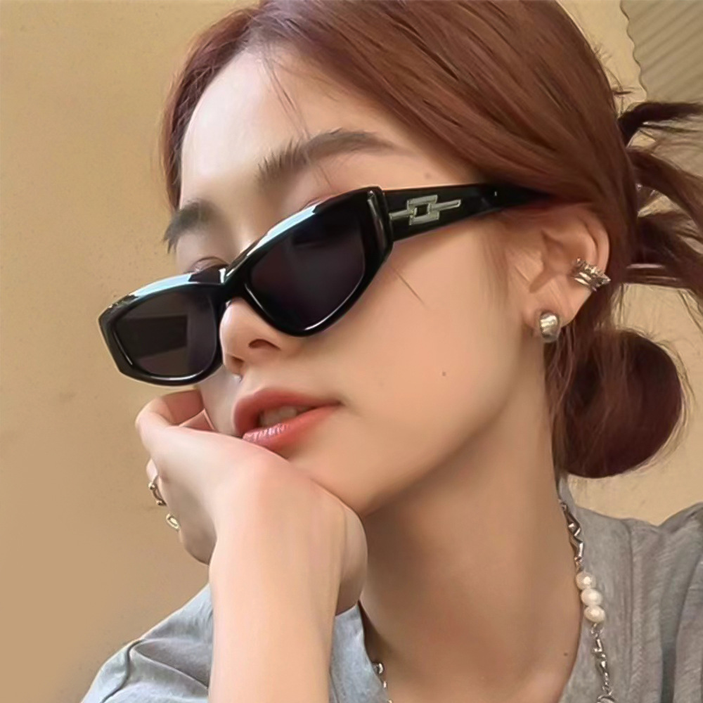 New Retro Cat's Eye High-end Sunglasses Women's Cyber-famous Sunscreen UV Protection Men's Driving Polarized Sunglasses