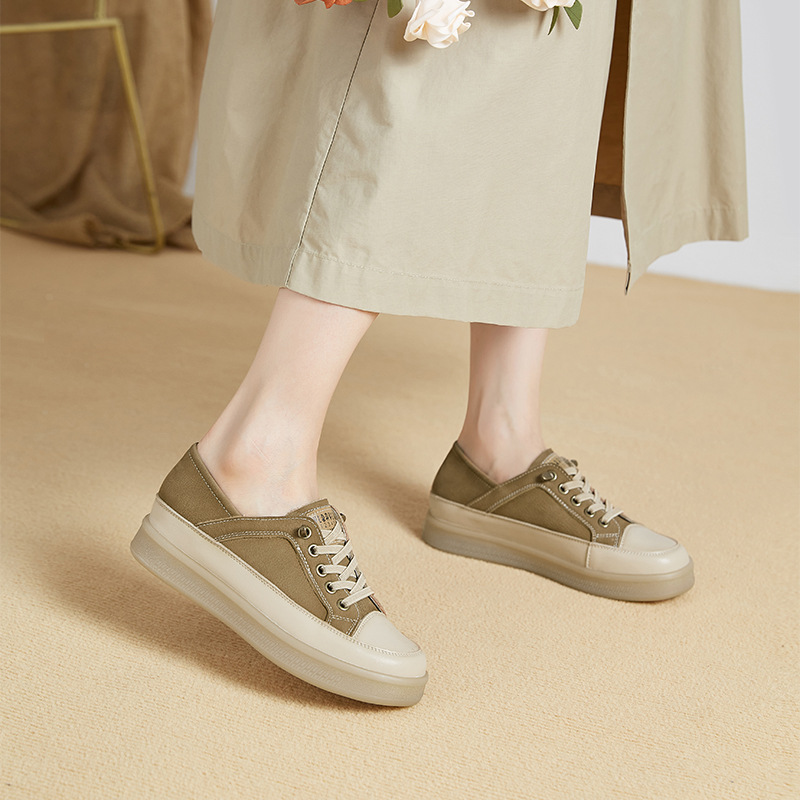 The first layer of cowhide retro two-wear lazy white shoes women's 2024 summer and autumn soft bottom soft surface comfortable flat casual shoes