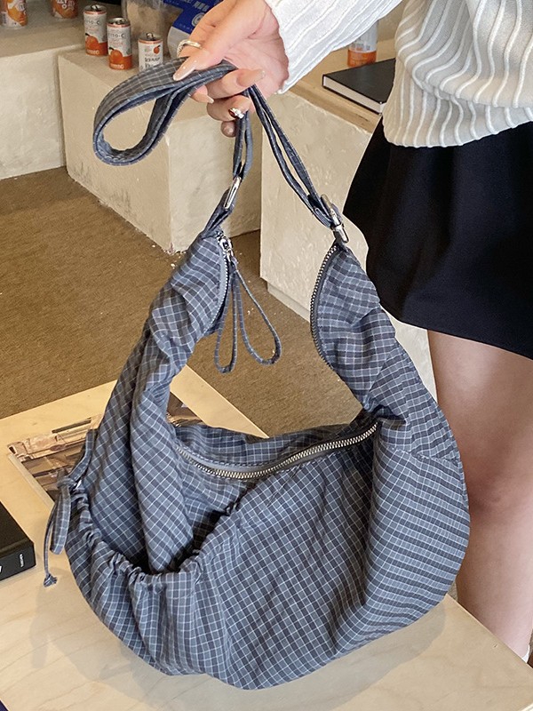 Personalized Pleated Casual Plaid Lightweight Dumpling Bag 2026 New Model Large Capacity Versatile High-End Crossbody Bag Trendy