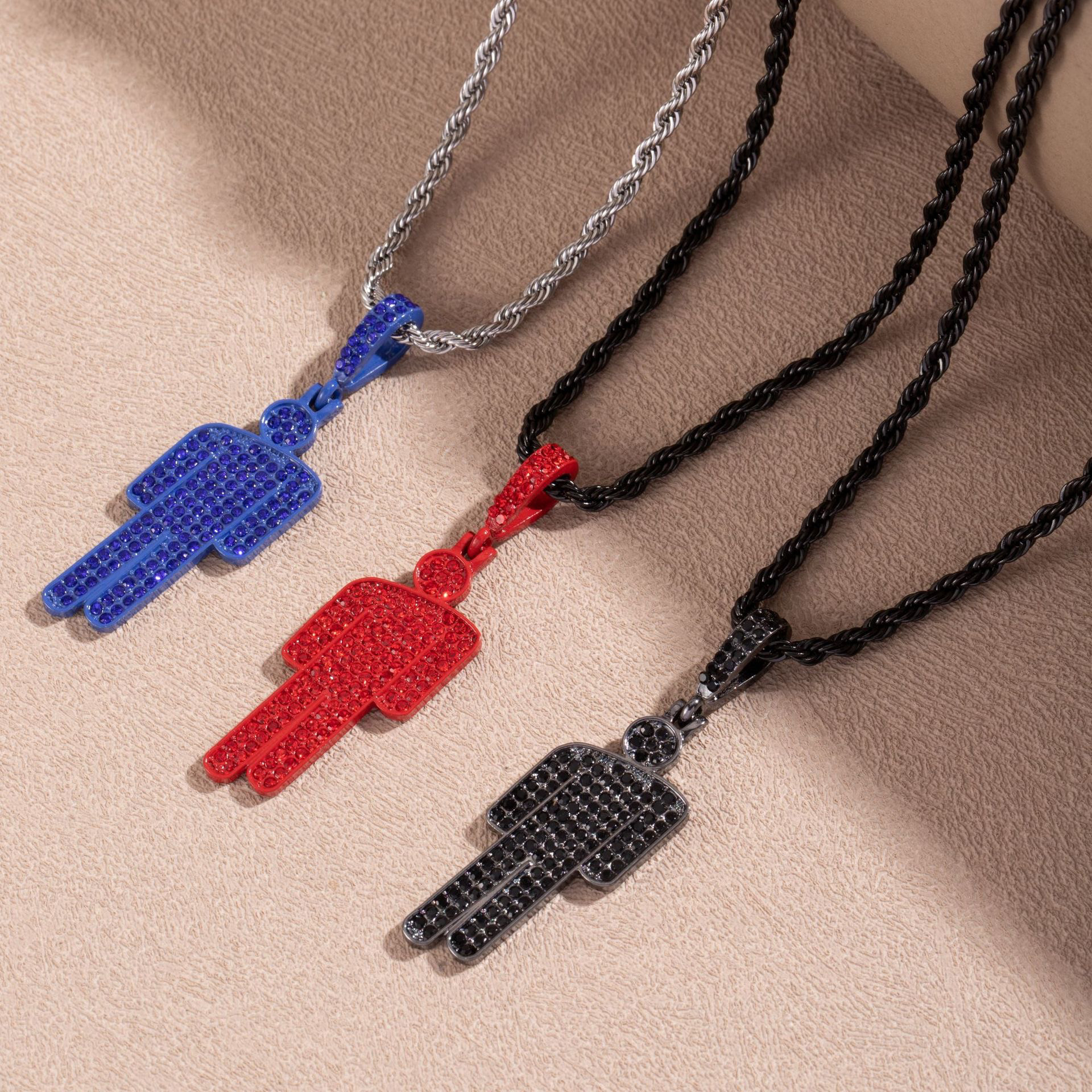 Creative Billie Eilish Bi Li, the same crooked headed little person, hip-hop rap street style diamond necklace pendant QC-foto van TAOBAO op Qualit.ly